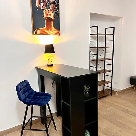 Cozy & Complete - 20 Min Walk From Apartament *