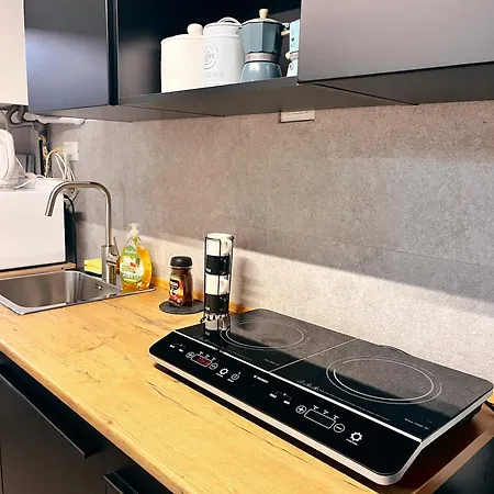 Apartament Cozy & Complete - 20 Min Walk From